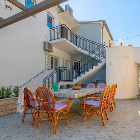 With Parking Space Hvar - 24988 Apartman Hvar Town