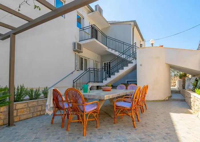 With Parking Space Hvar - 24988 Apartamento Hvar Town